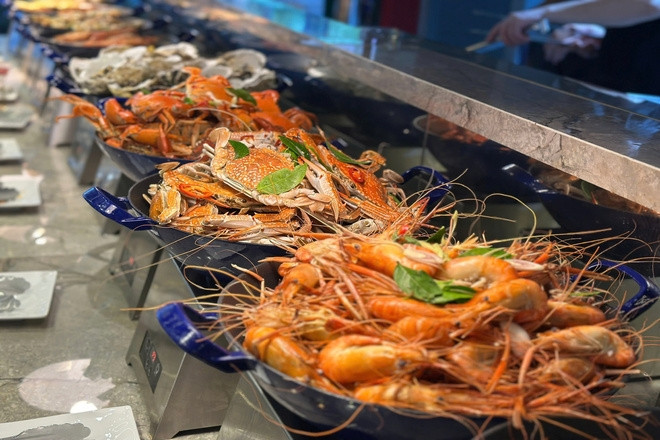 ‘Du lịch ẩm thực’ quanh thế giới ở Buffet Poseidon Đà Nẵng