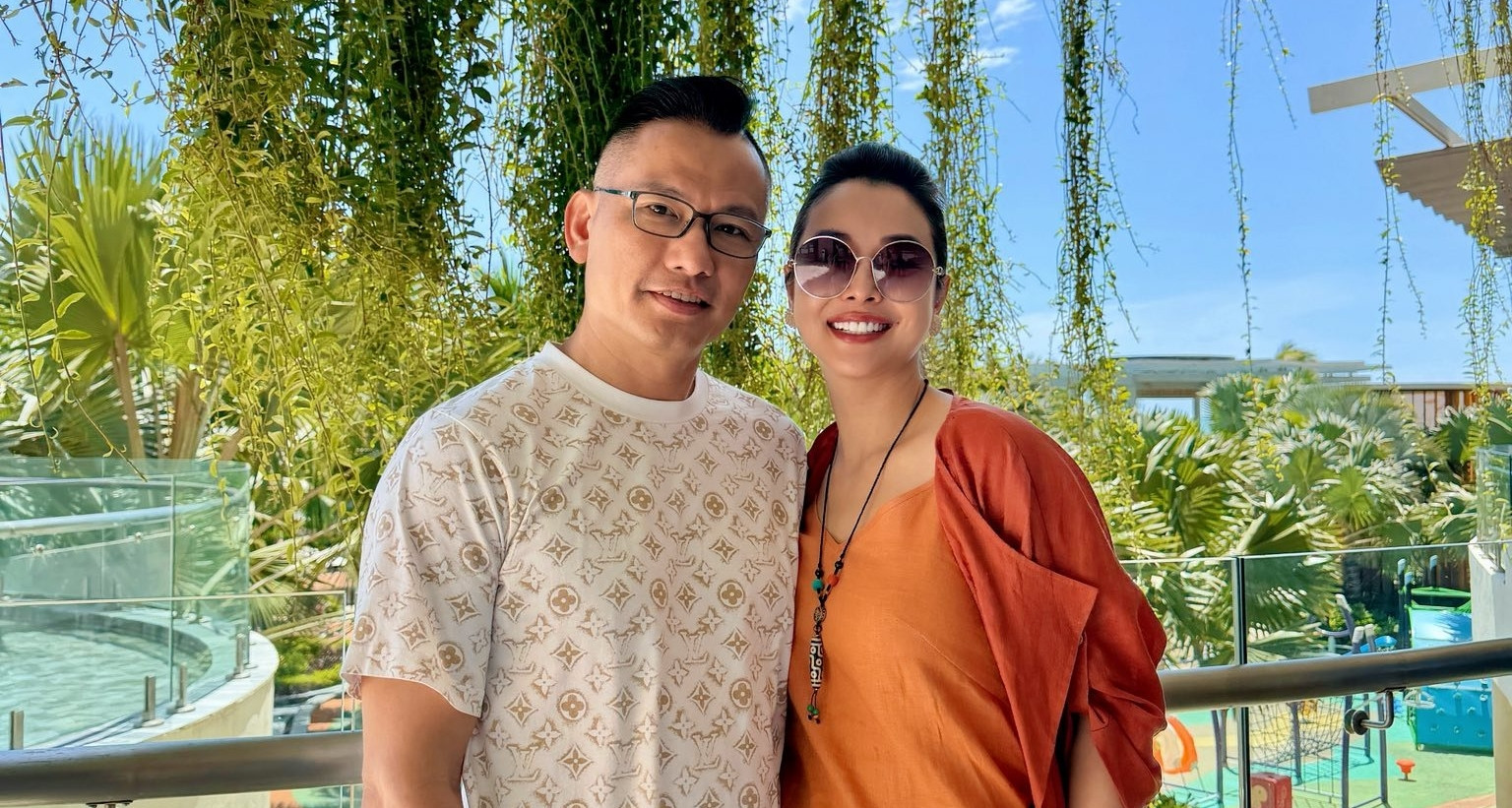 Hoa hậu Jennifer Phạm hết lời ca ngợi chồng đại gia, tiết lộ con trai cao 1m90