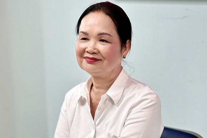 Khát vọng đưa thơ Việt vươn ra thế giới