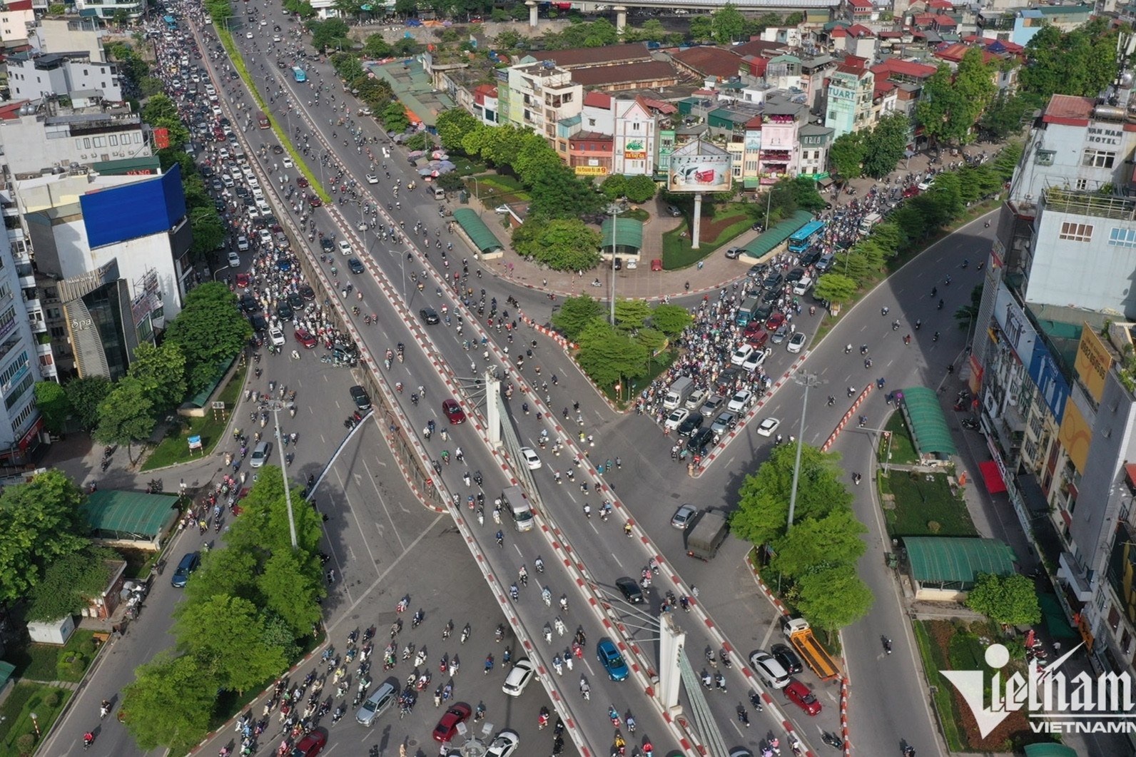 Mở rộng Vành đai 2: Phải tính cùng lúc cả mặt đất, trên cao và đi ngầm