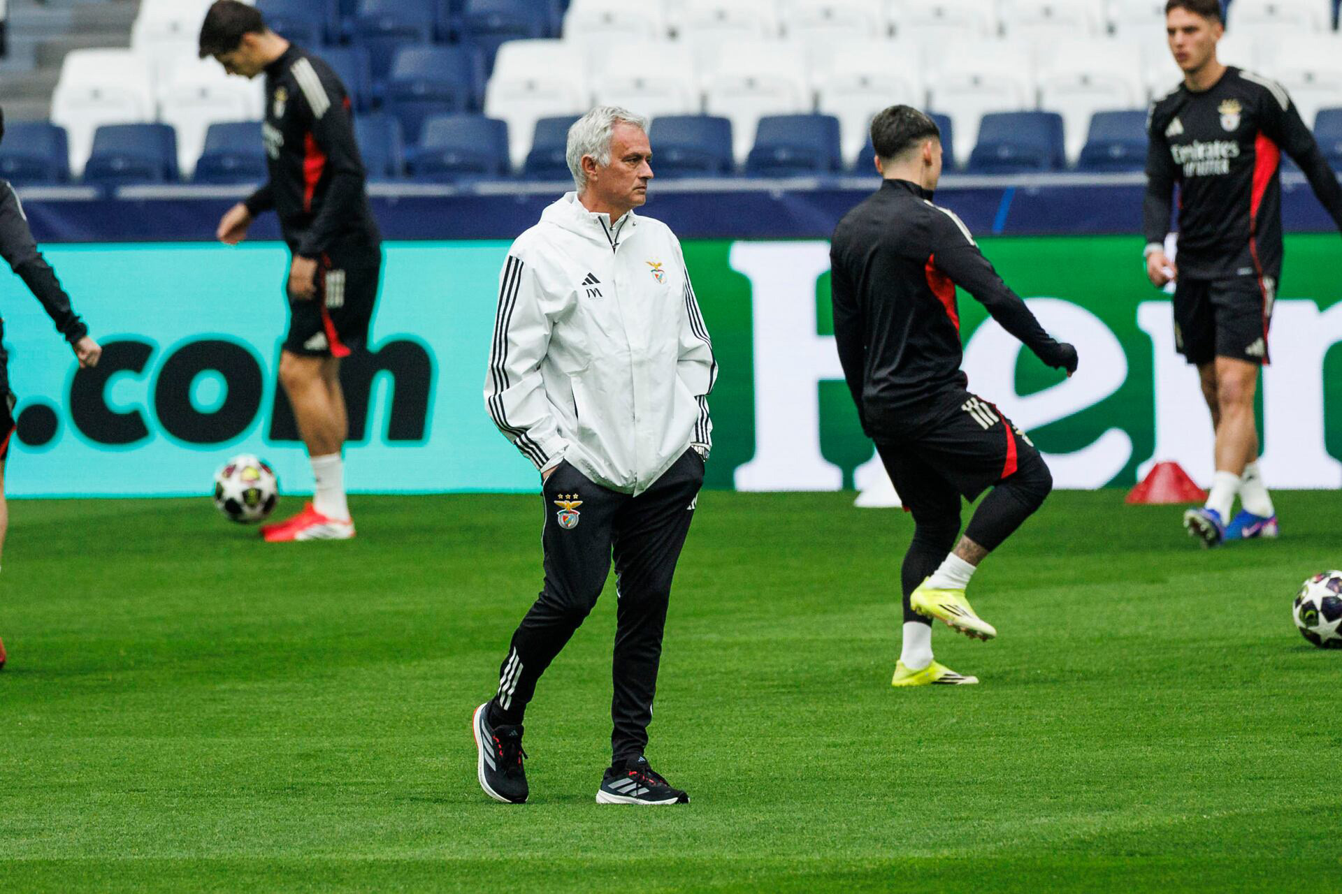 Mourinho Bernabeu.jpg