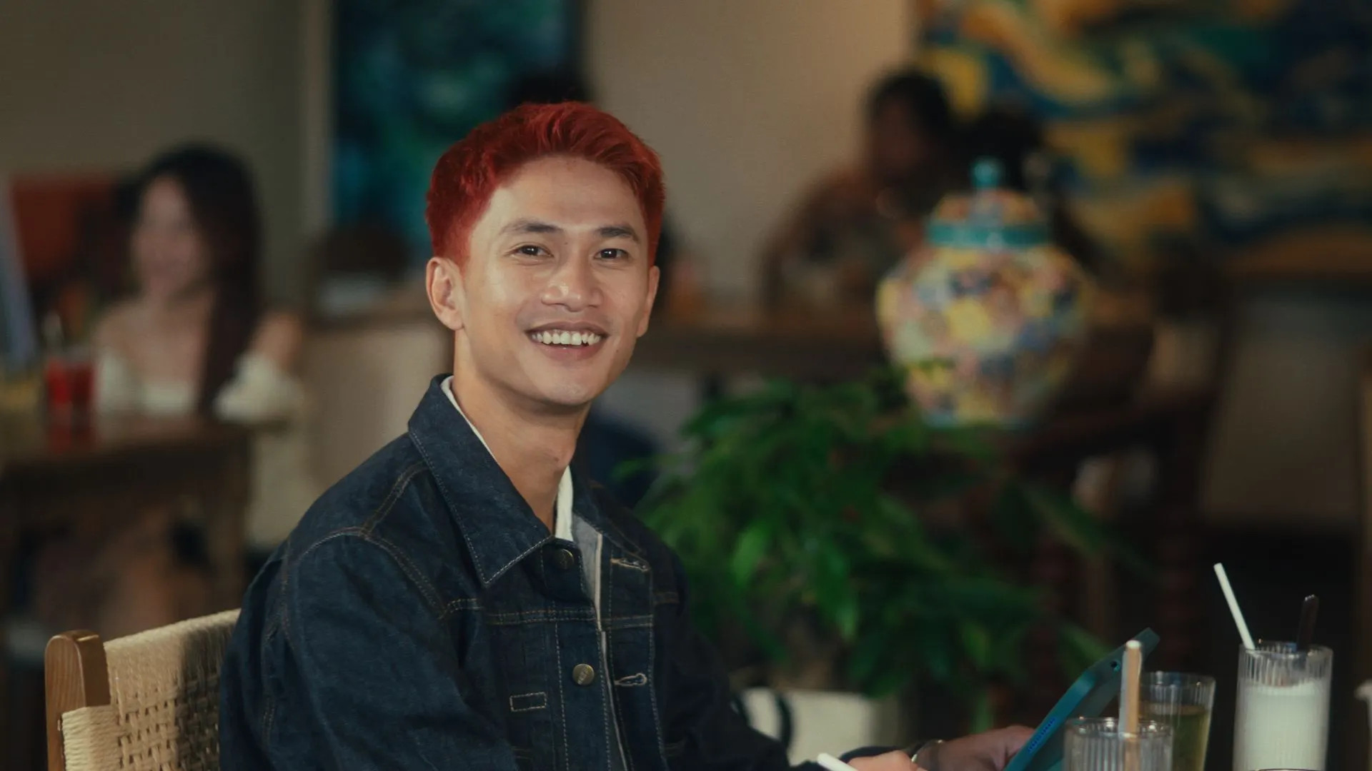 nguyen hung trong phim cam on nguoi da thuc cung toi.webp