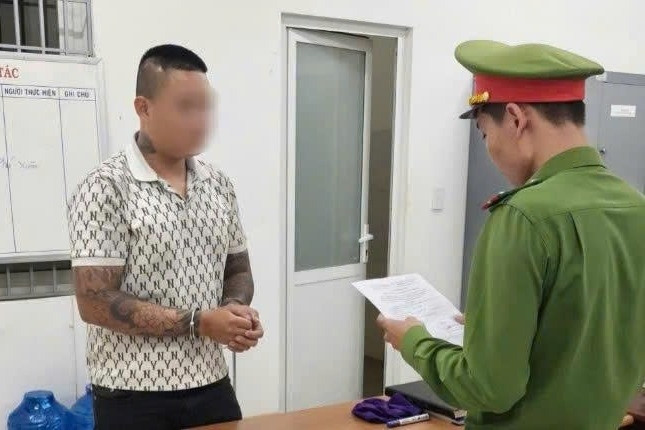  Tạm giữ hình sự thanh niên giao cấu với nữ sinh chưa đủ 16 tuổi 