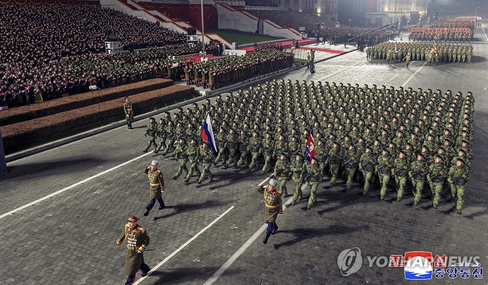 Diễu binh Triều Tiên. Ảnh: KCNA