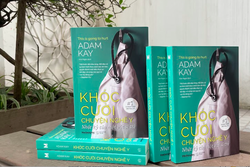 Khóc cười chuyện nghề y qua nhật ký của một bác sĩ