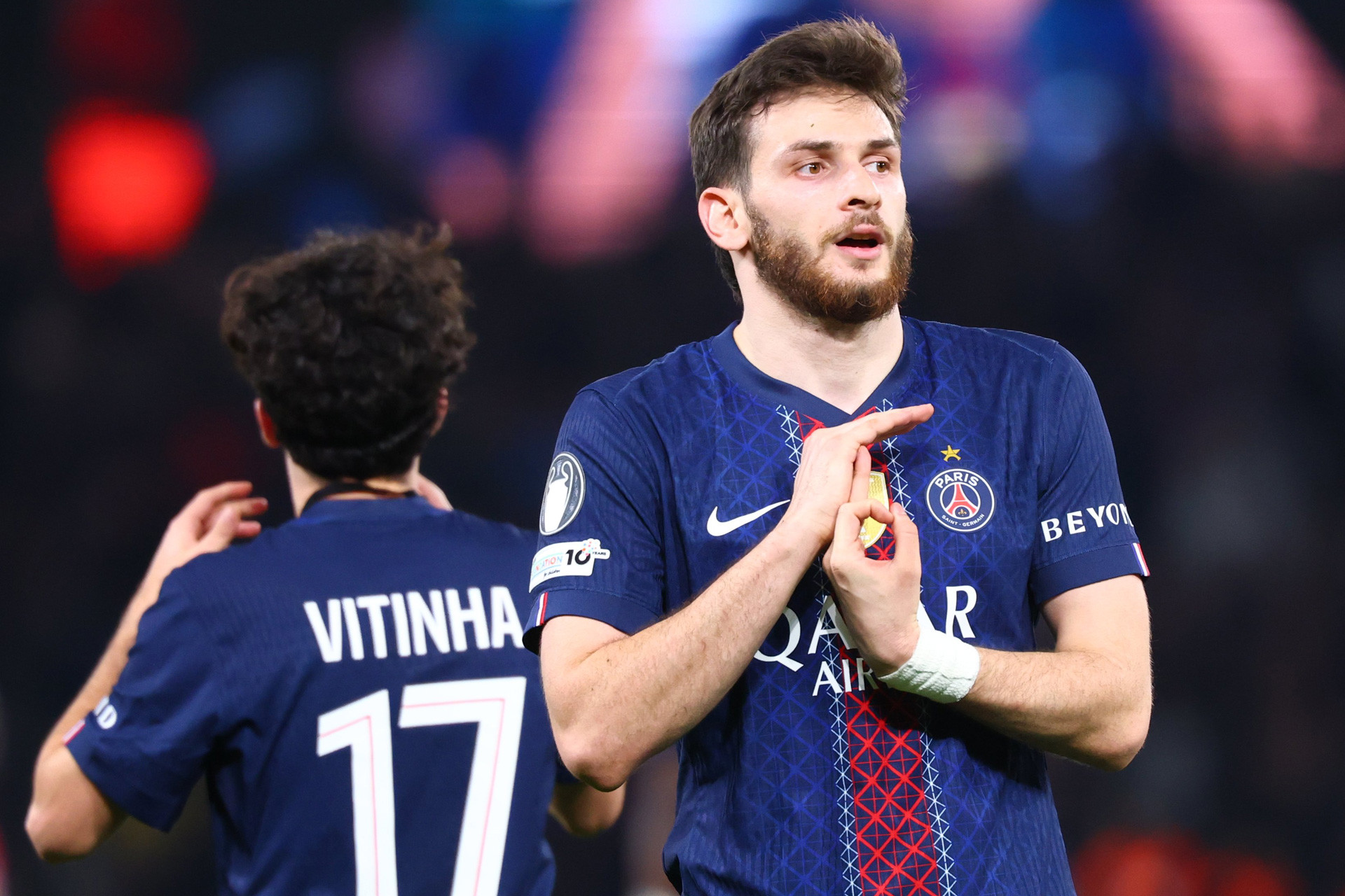 Kvara PSG Monaco.jpg