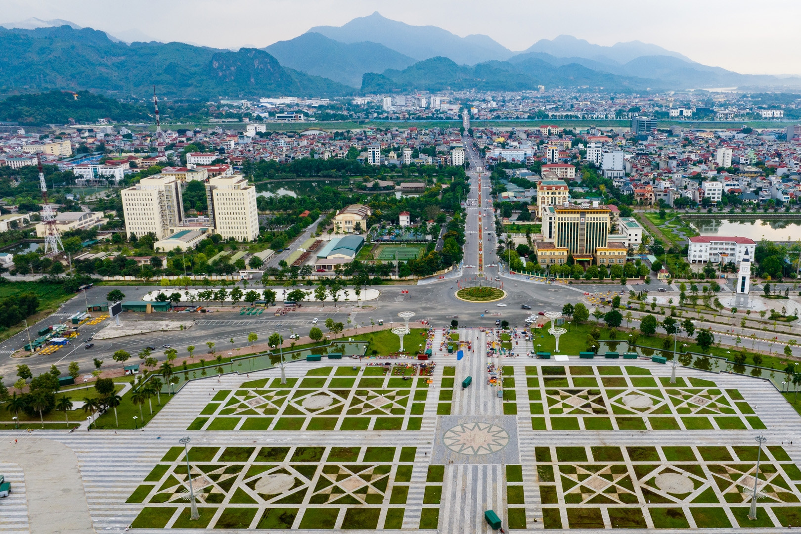 Mua đất lập ‘dự án ma’, không tách thửa được quay ra đòi lại tiền cọc