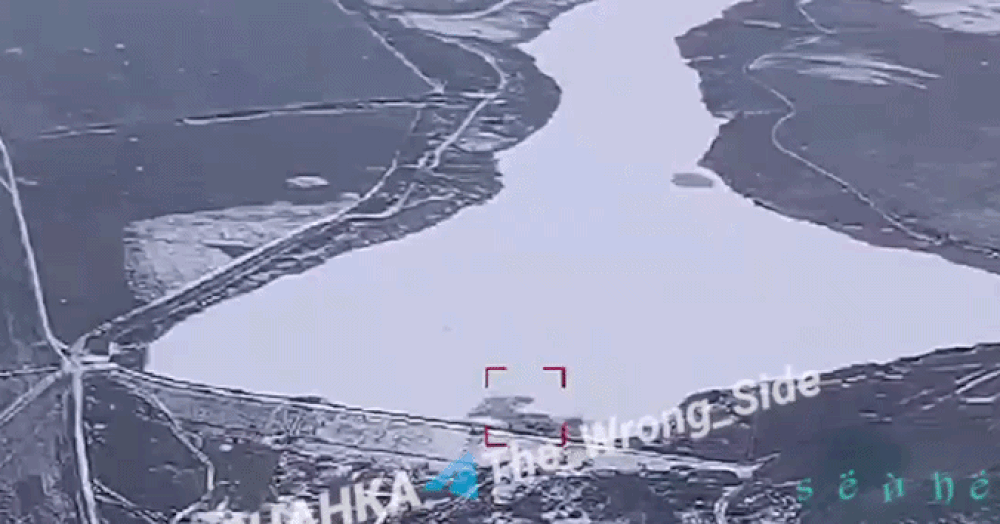 Nga công bố video không kích phá hủy đập chặn hậu cần Ukraine