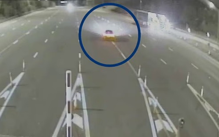 ngược chiều 2.PNG