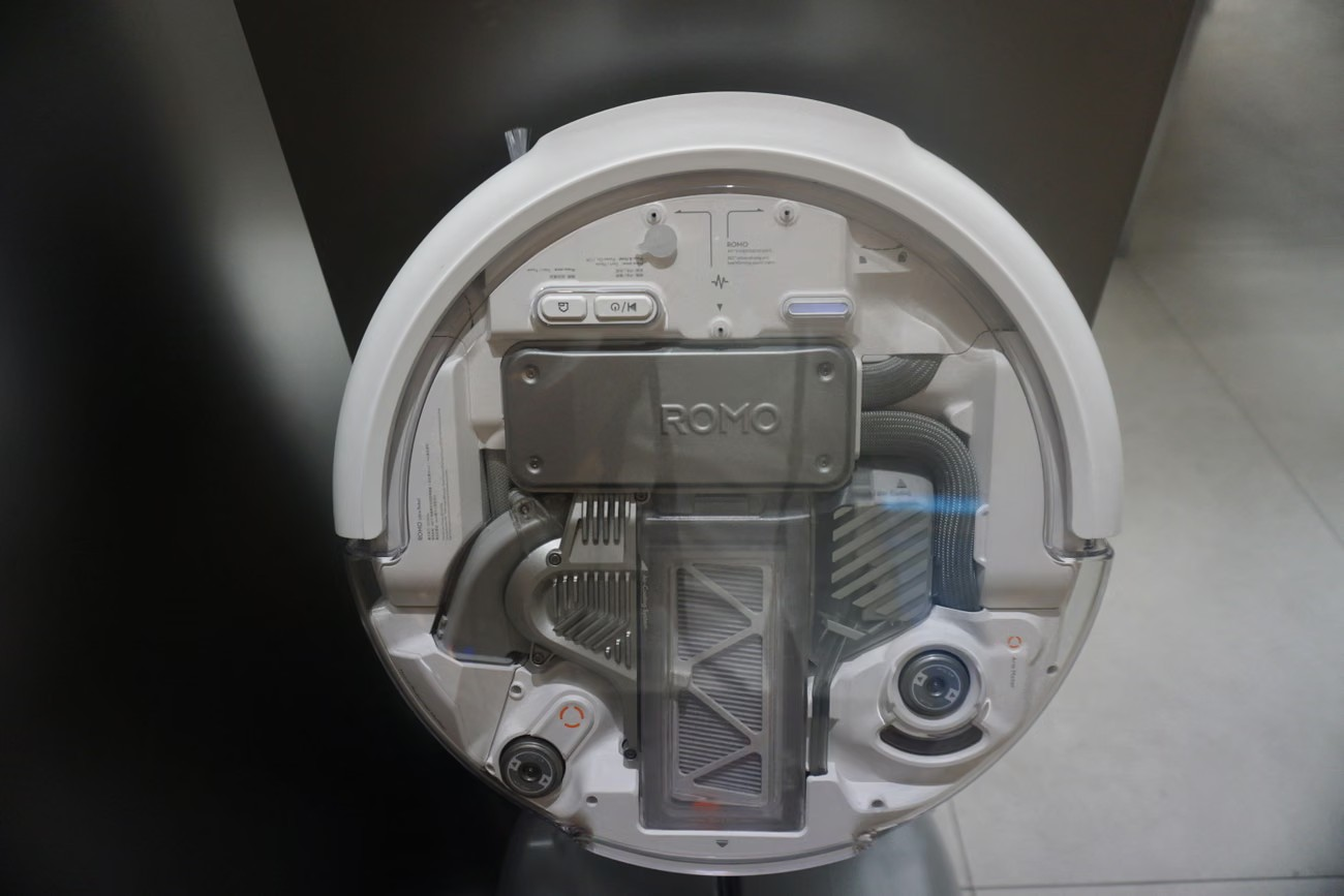 robot hút bụi dji