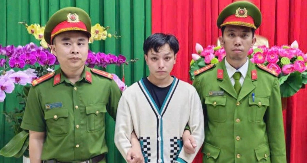 Tạm giữ tài xế 26 tuổi lái ô tô lao vào đám đông ở Lâm Đồng