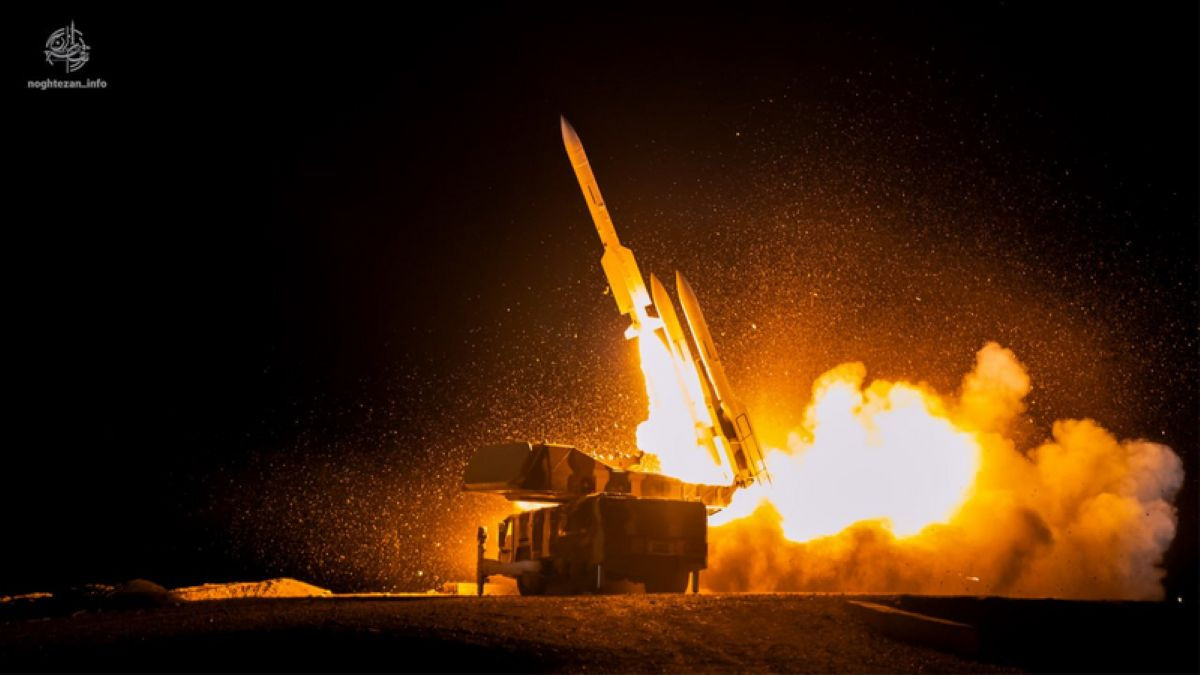 Tên lửa Sevom Khordad Iran 1.jpg