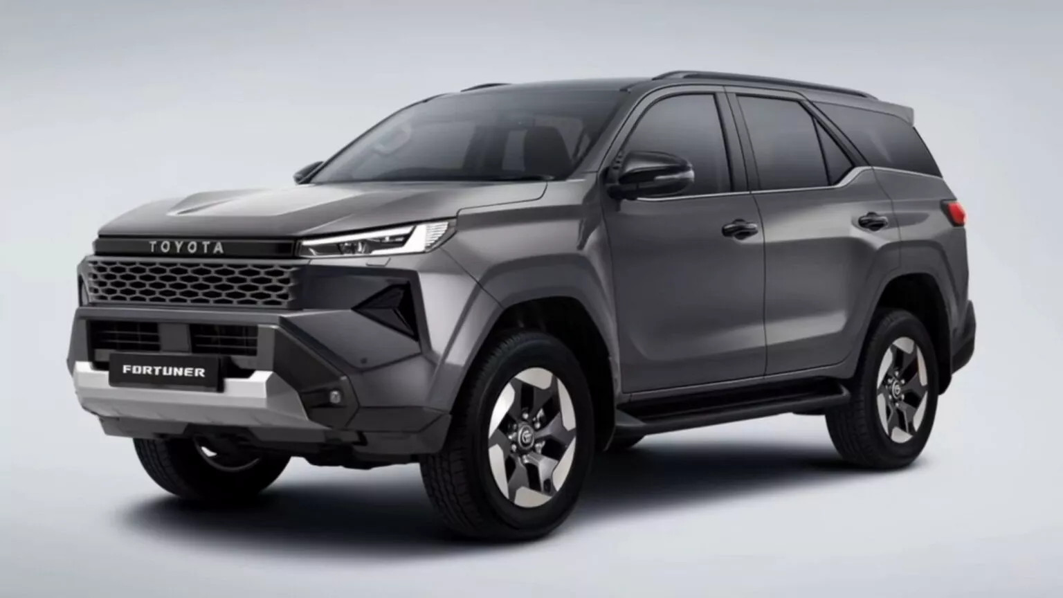 Toyota Fortuner 1.webp