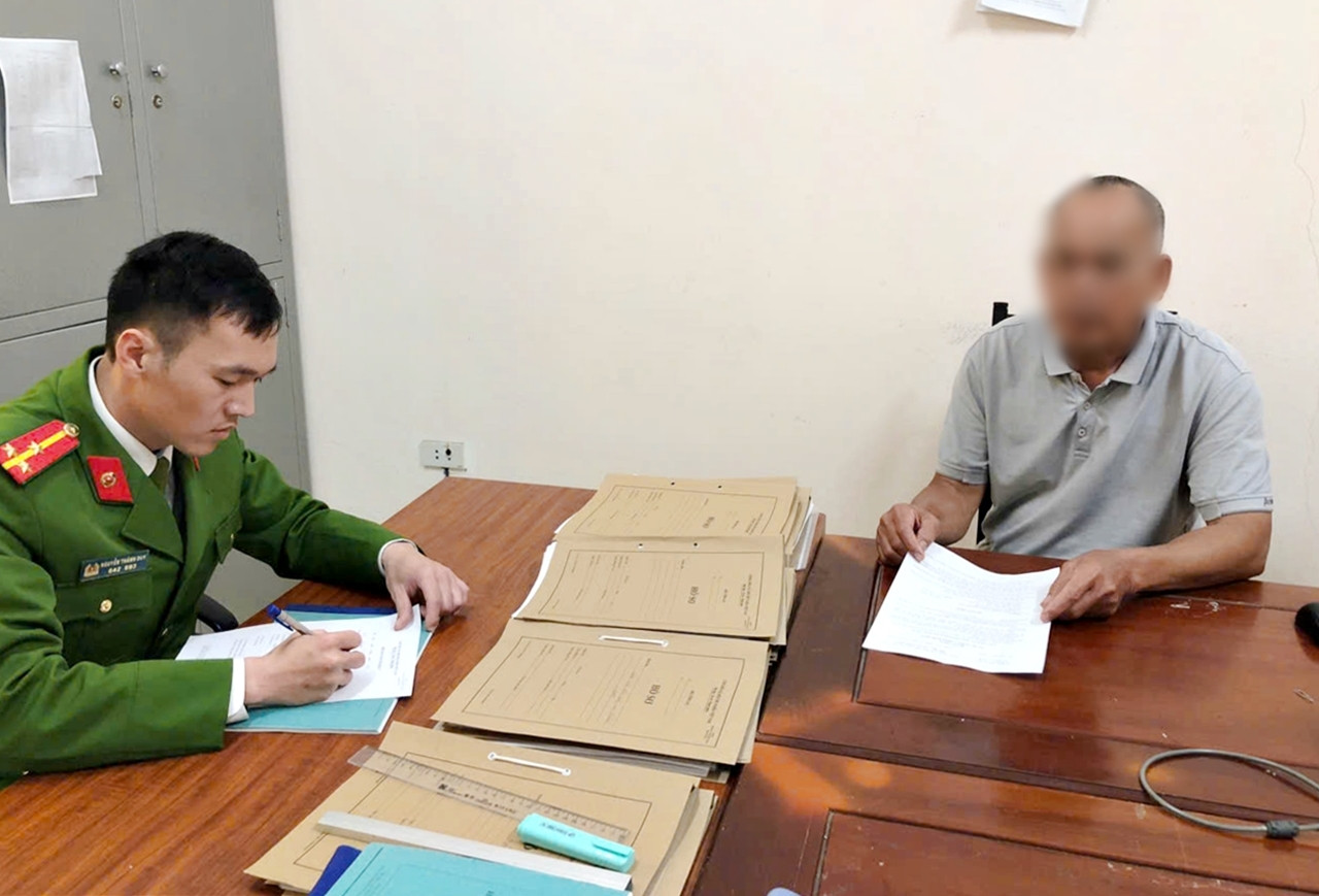  Tự ý lập bãi giữ xe và thu phí cao tại lễ hội, hai người bị phạt hơn 30 triệu đồng 