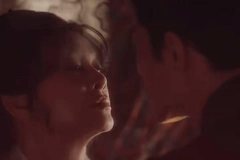 'Võ Tắc Thiên' Lưu Hiểu Khánh gây sốc khi hôn bạn diễn kém 30 tuổi