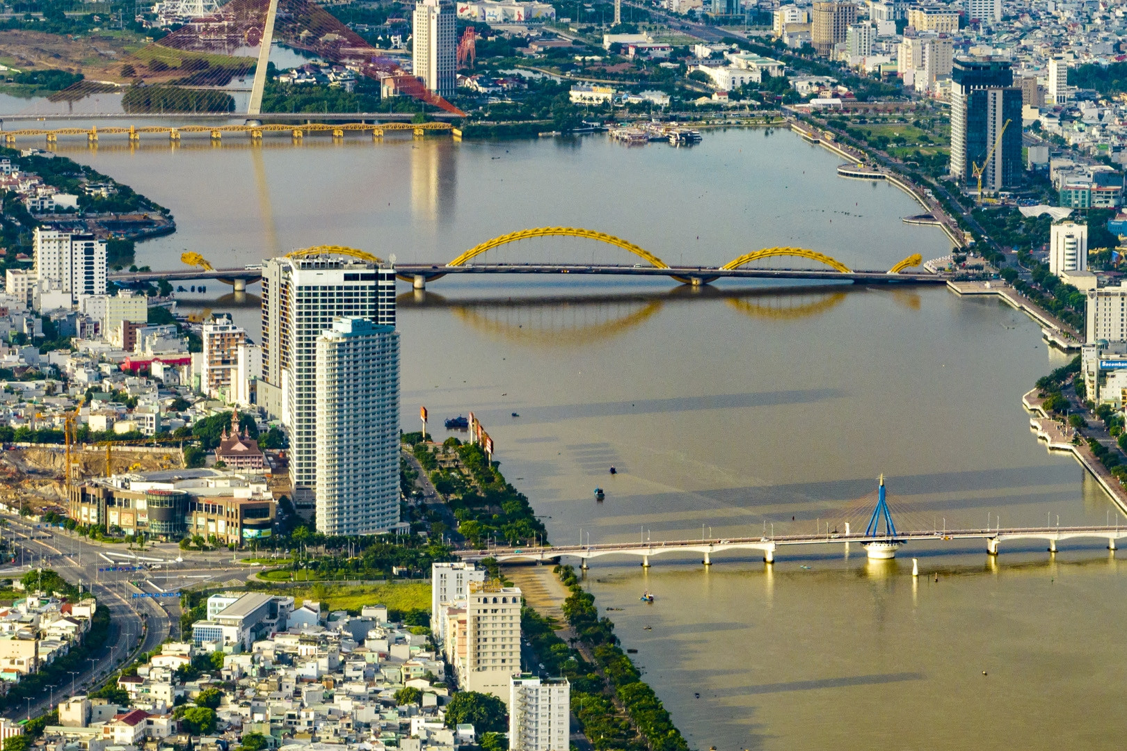 Em trai lén cho vợ nửa căn nhà ở Đà Nẵng, anh ruột sốc khi biết sự thật