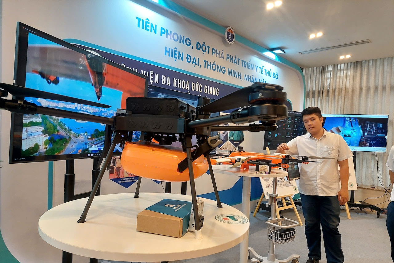 Hà Nội sẽ dùng UAV vận chuyển thiết bị đến hiện trường cứu người đột quỵ