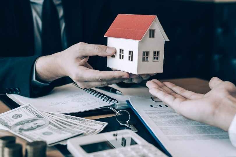 Ly hôn với người từng có gia đình riêng: Xác định tài sản chung, riêng thế nào?