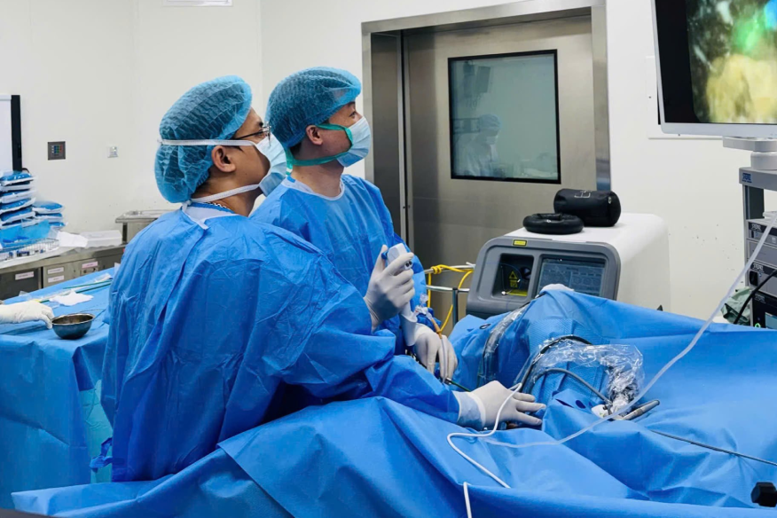 Người bệnh ngại 'đụng dao kéo' đầu năm sợ xui, xin chờ qua Rằm