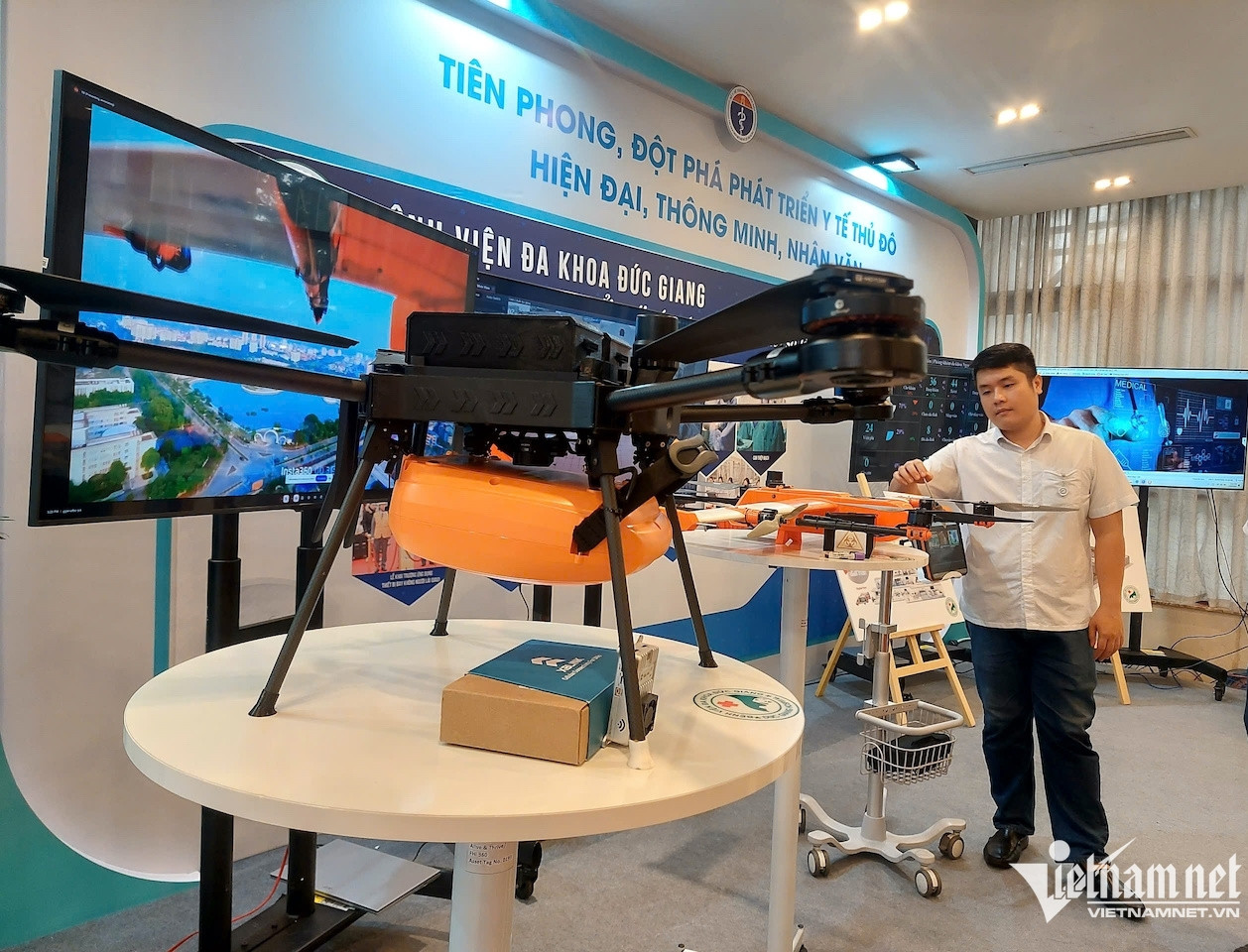 UAV thiet bi.jpg
