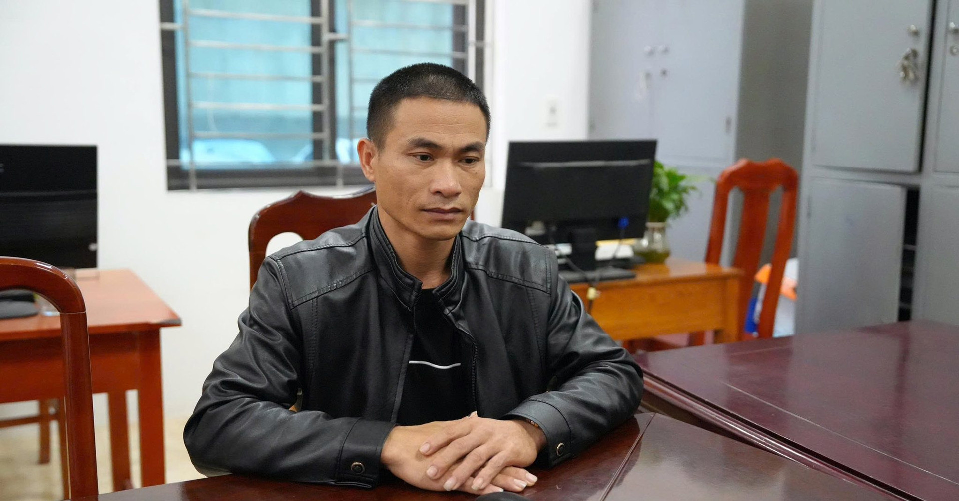 Vụ chìm tàu 6 người tử vong: Bắt giam lái tàu chở đá