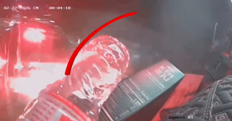 Xe Lynk & Co lộn 5 vòng trên cao tốc đi TPHCM, bé 4 tháng và cả nhà vẫn bình an