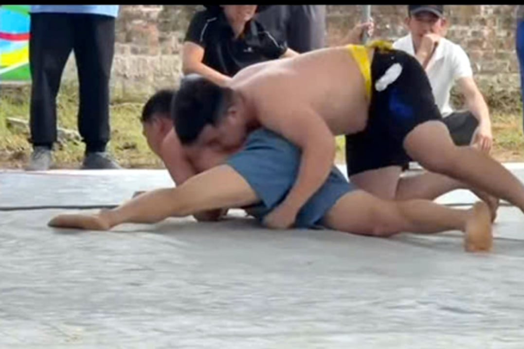 Bản tin cuối ngày 27/2: Đô vật tử vong sau chấn thương tại hội vật Kim Anh