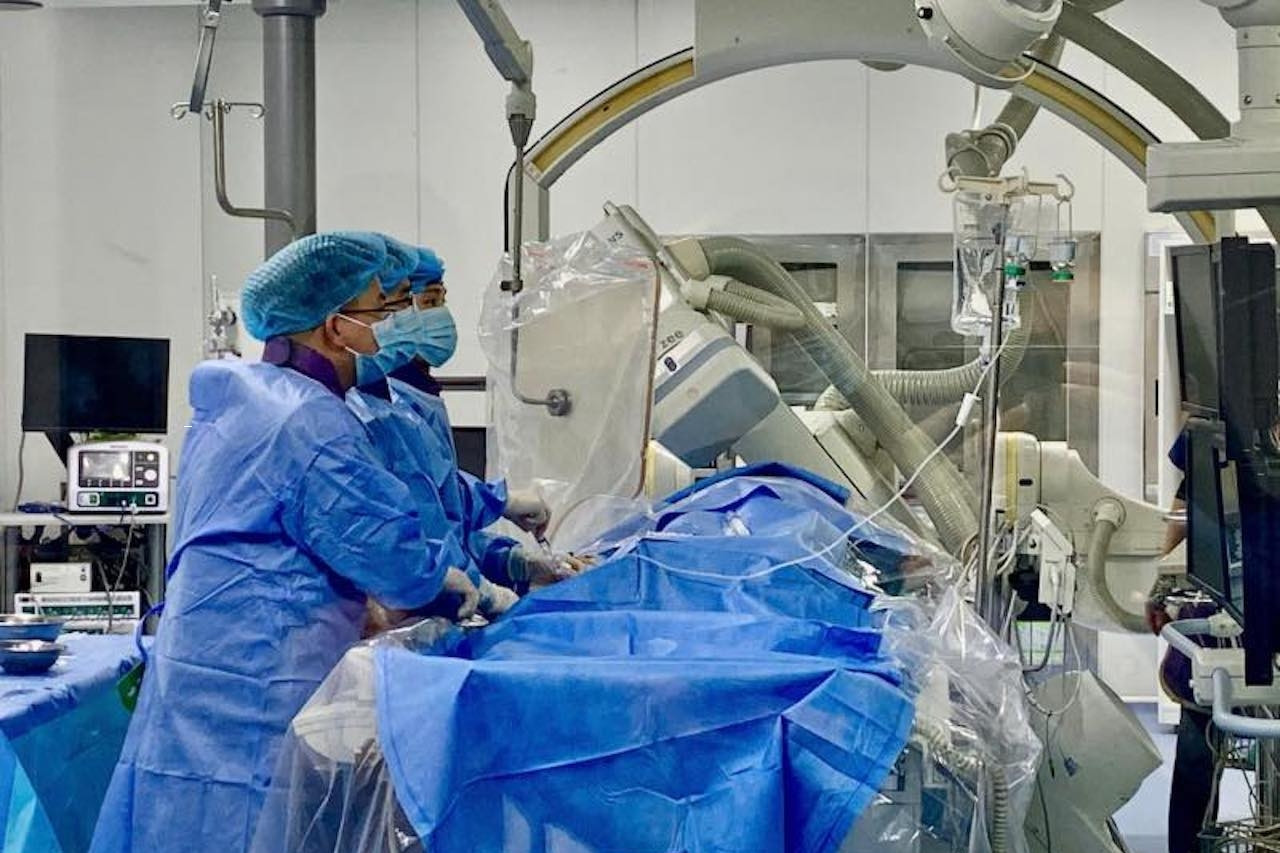 4 ca nhồi máu cơ tim cấp trong ngày, giáo sư cảnh báo dấu hiệu thường bị bỏ qua