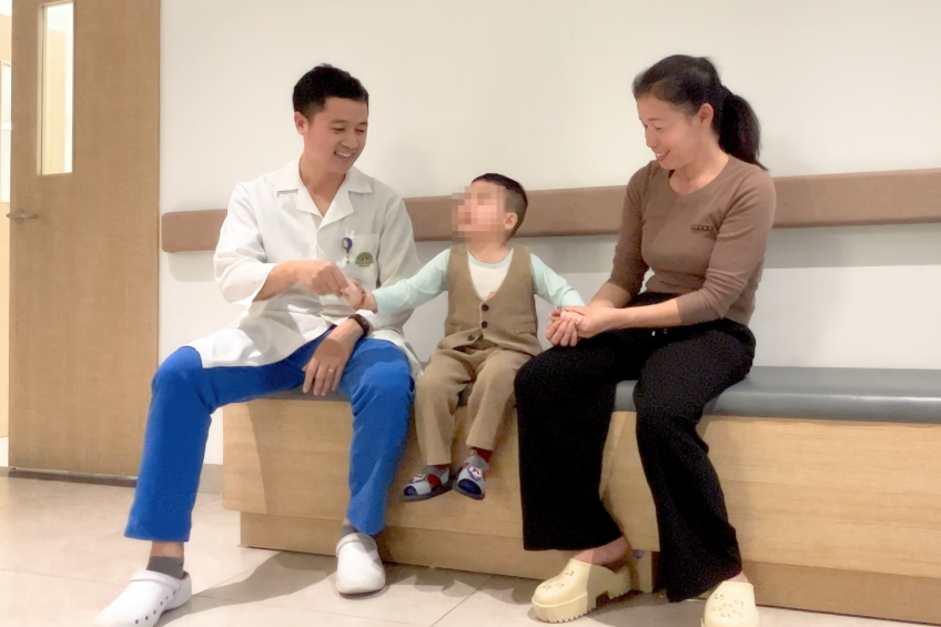 Ba tháng hồi sinh em bé sống thực vật vì đuối nước