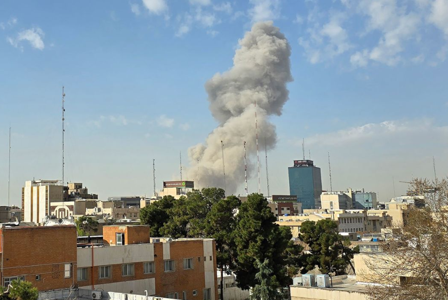 Đại sứ quán Việt Nam tại Israel khuyến cáo công dân hạn chế di chuyển