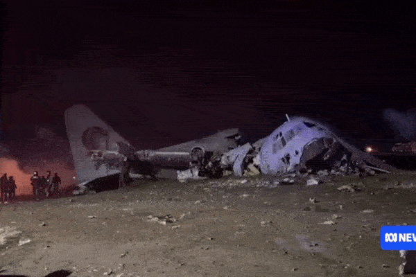 Máy bay quân sự chở tiền rơi ở Bolivia làm 15 người thiệt mạng