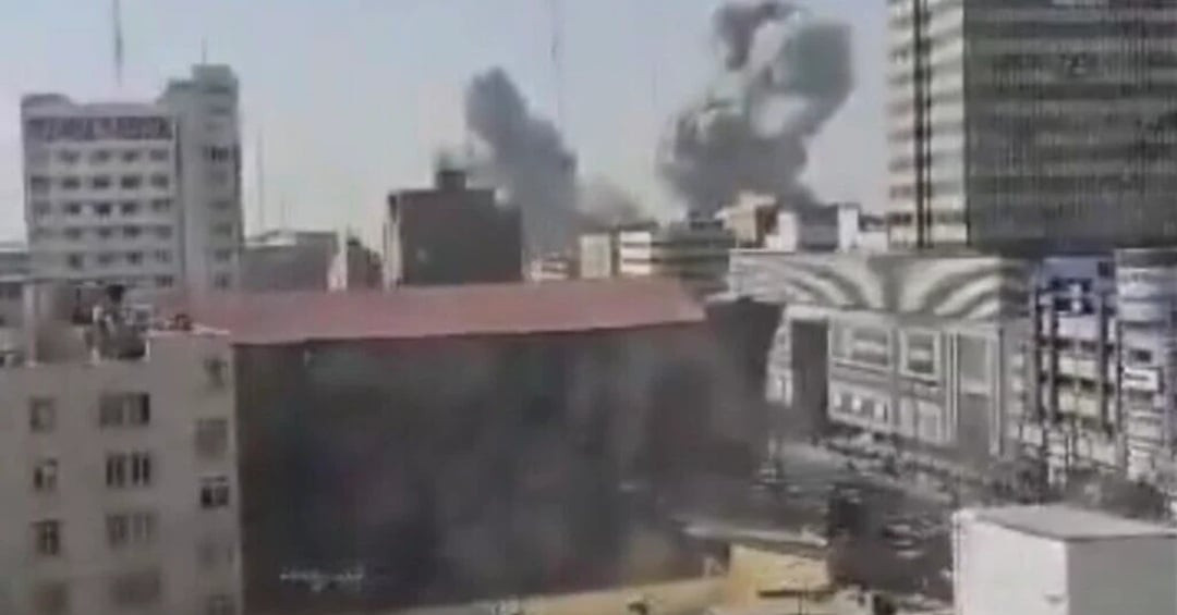 Iran công bố thiệt hại ban đầu, liên tiếp khai hỏa tên lửa đáp trả Mỹ và Israel