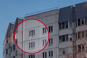 Rơi từ tầng 10 chung cư, bé trai 18 tháng tuổi thoát chết thần kỳ