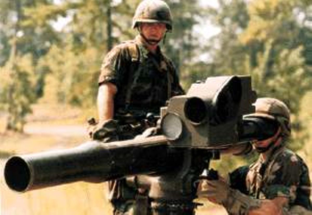 Tên lửa TOW 2B Mỹ.jpg