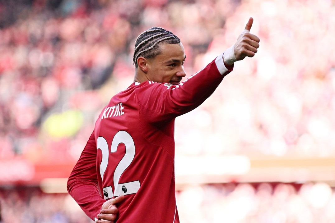 Trực tiếp Liverpool 1-0 West Ham: Ekitike mở tỷ số sớm (H1)