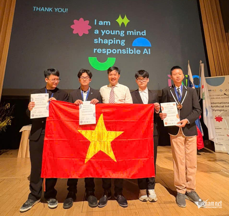 W-hoc sinh vietnam.png