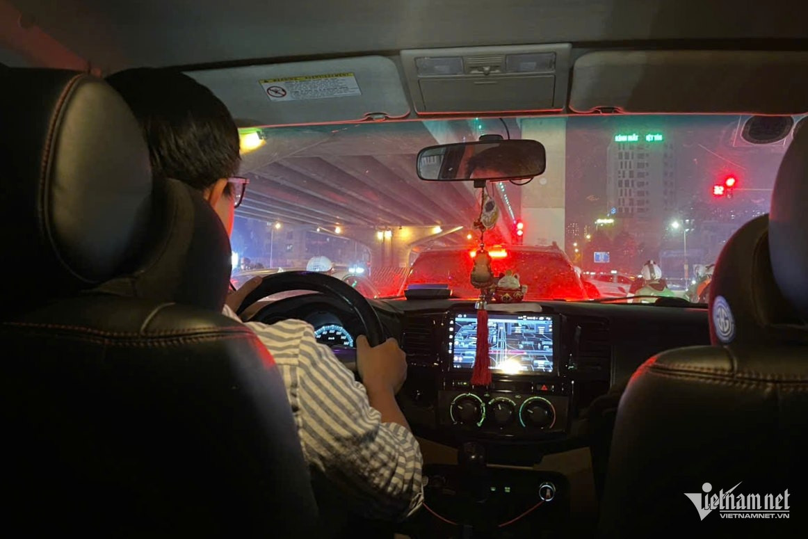 W-lai xe ban dem (1).jpg