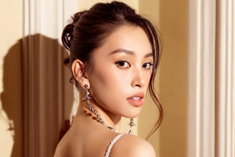 Hoa hậu Trần Tiểu Vy xin lỗi, làm rõ nghi vấn quảng cáo nền tảng cá độ