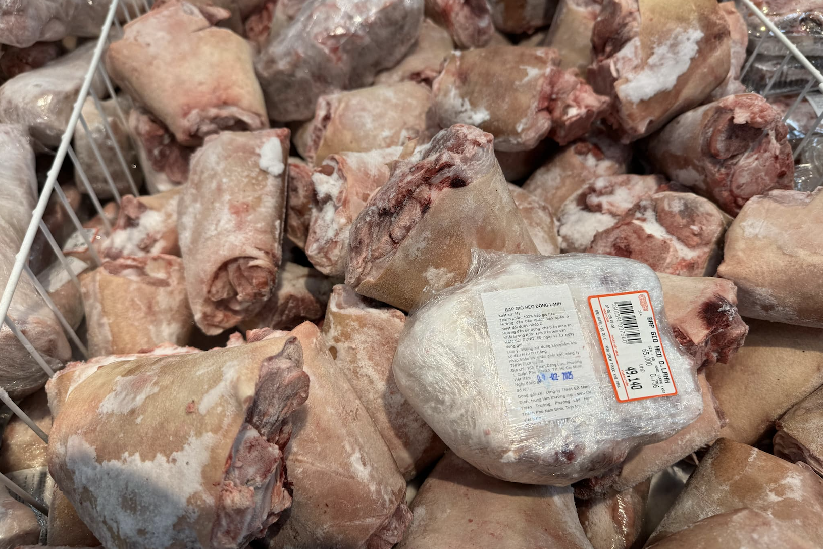 Việt Nam nhập gần 1 triệu tấn thịt và phụ phẩm, giá thịt lợn chỉ 59.000 đồng/kg