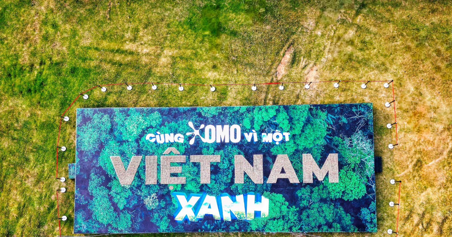 OMO lập Kỷ lục Guinness thế giới xếp chữ 'Việt Nam' từ banh hạt giống lớn nhất