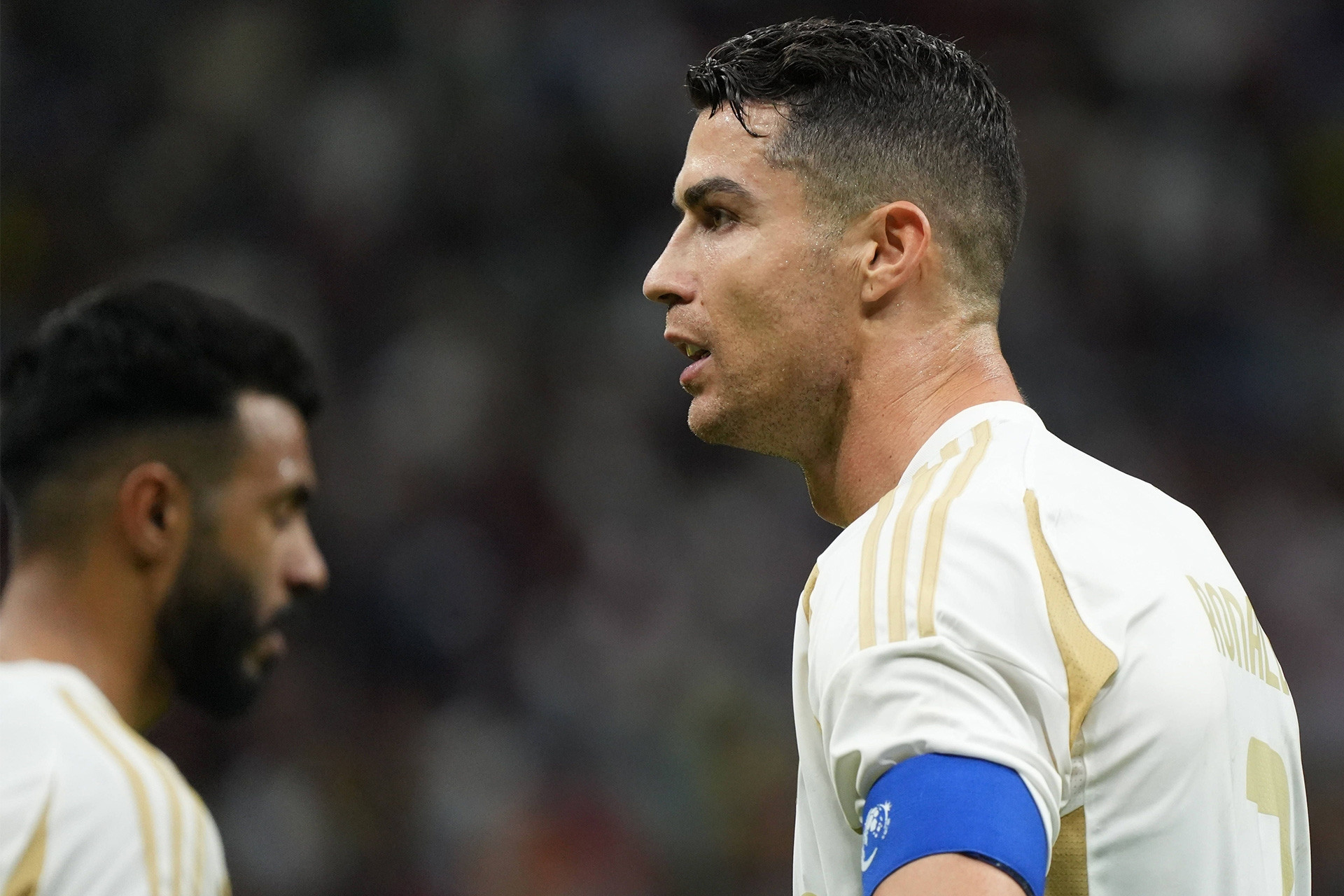 Ronaldo dỗi với giới chủ Al Nassr: Cuộc nổi loạn của CR7