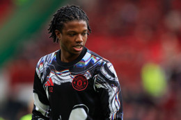 Fan MU gần 500 ngày chưa cắt tóc nổi khắp cõi mạng Sếp lớn MU ngăn chuyển nhượng một cầu thủ