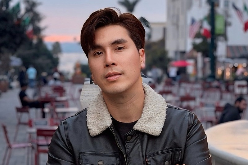  Sự thật nam vương Việt đi dán poster khắp chợ, nhà hàng Mỹ để mưu sinh 