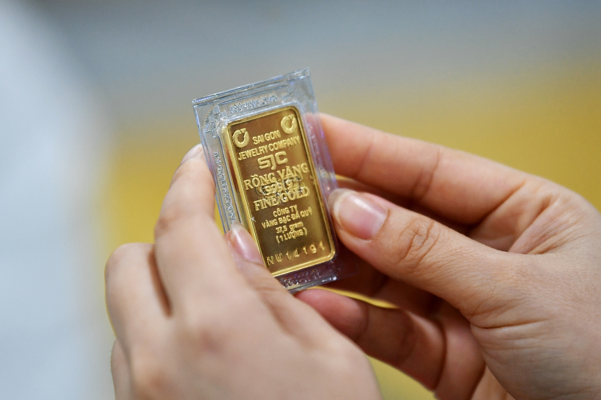  Thưởng Tết bằng vàng hoặc hiện vật có phải đóng thuế thu nhập cá nhân không? 