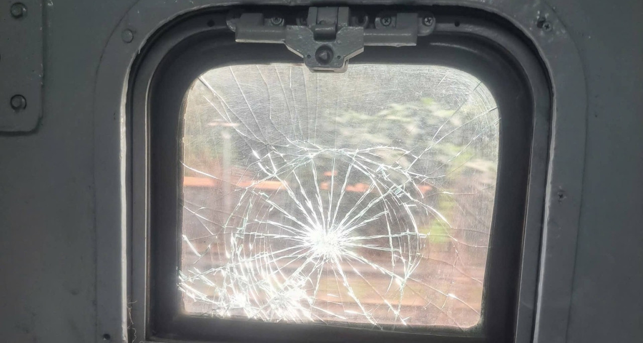 Con ném đá vào tàu khách ở Đồng Nai, mẹ phải đền bù thiệt hại