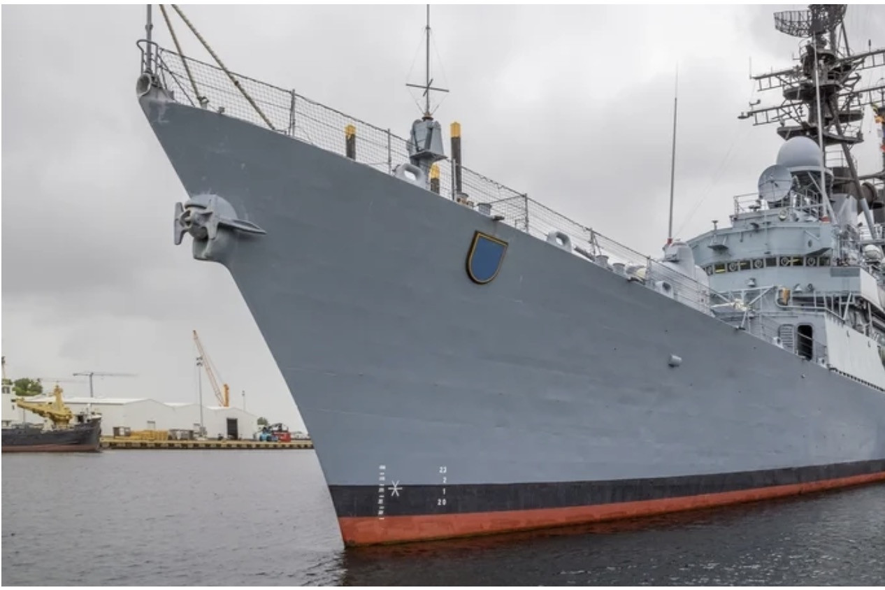 Tàu chiến Đức bị phá hoại bằng những chiêu thức kỳ lạ