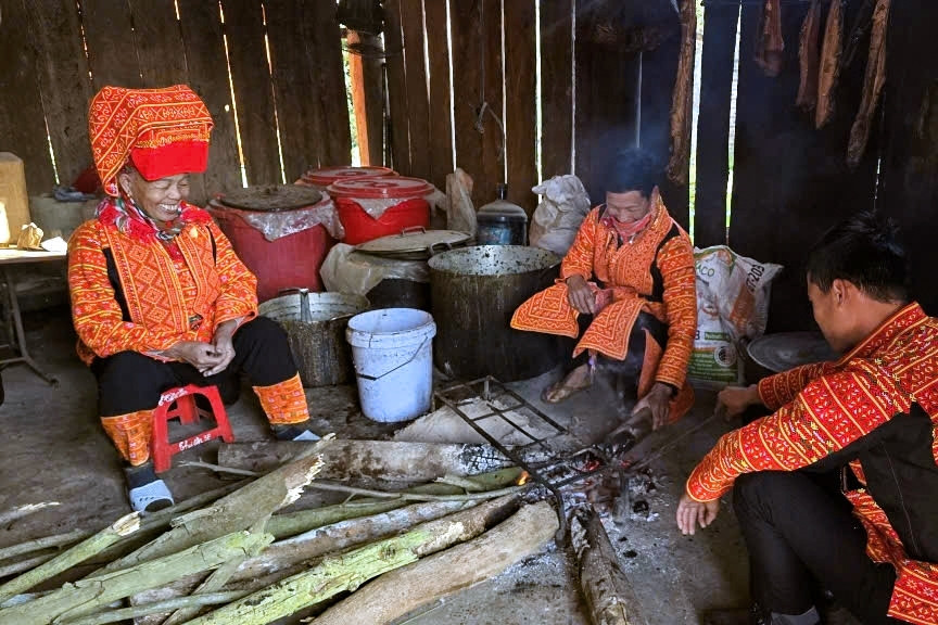 Tết sớm của người Dao Lô Gang nơi rẻo cao Quảng Ninh