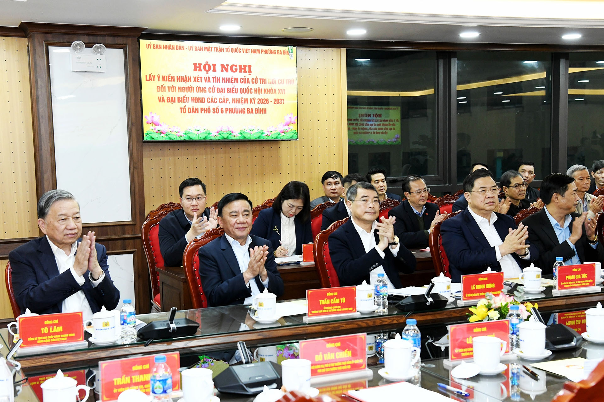 Tổng Bí thư dự hội nghị lấy ý kiến cử tri nơi cư trú với người ứng cử đại biểu Quốc hội