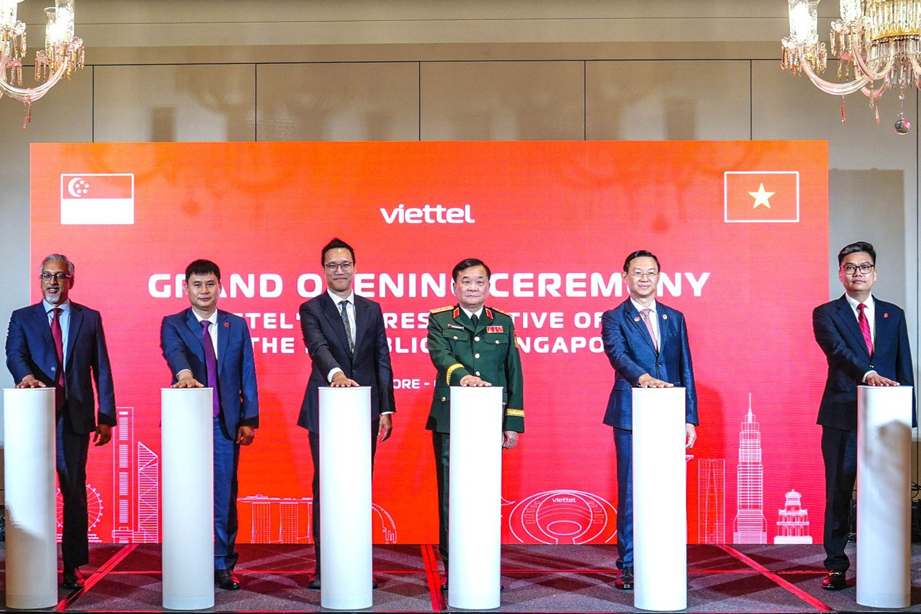 Viettel khai trương văn phòng đại diện tại Singapore
