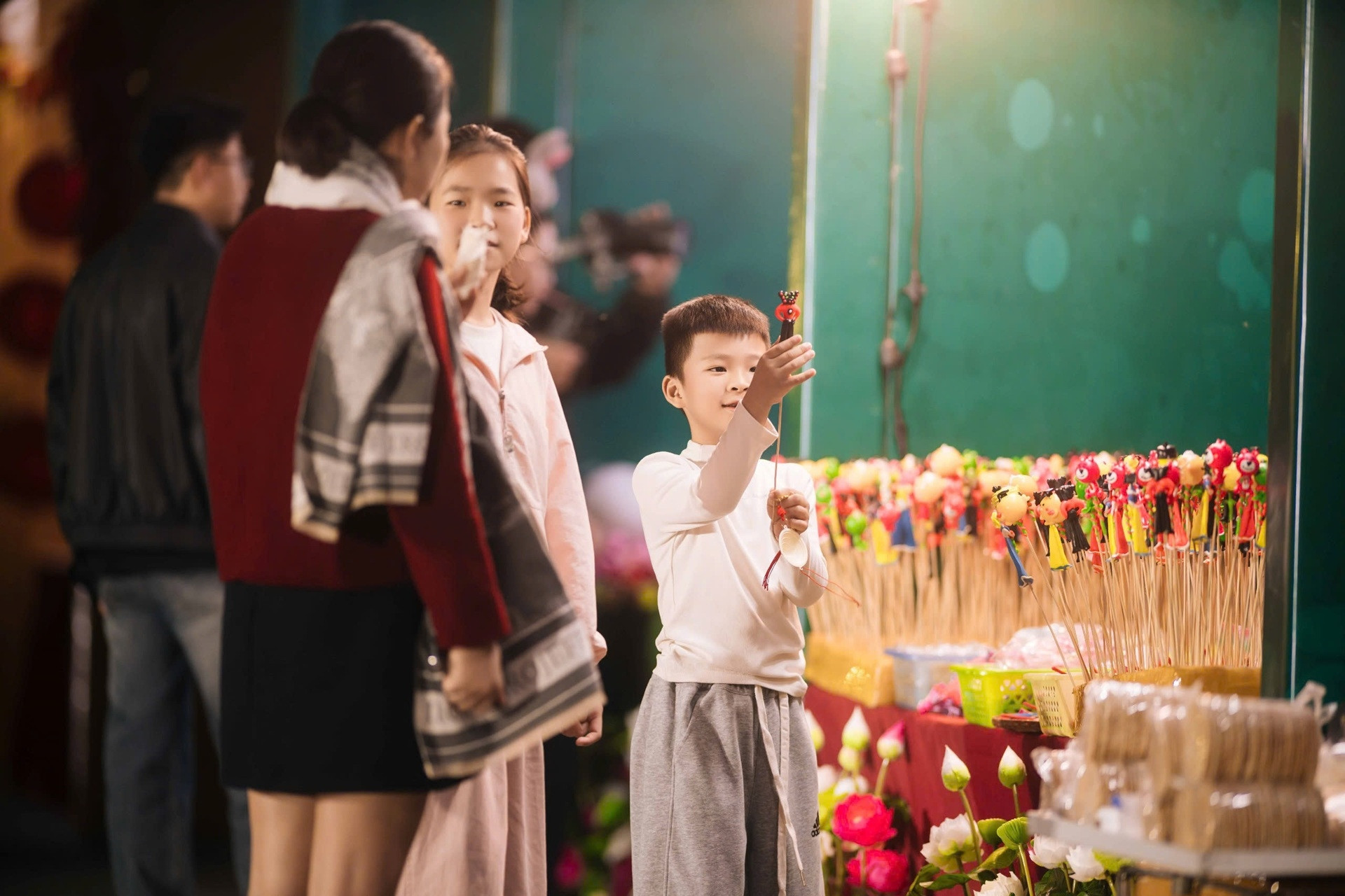 ‘Xuân Sen Sắc Nghệ’ - trải nghiệm Tết truyền thống tại The Sensia